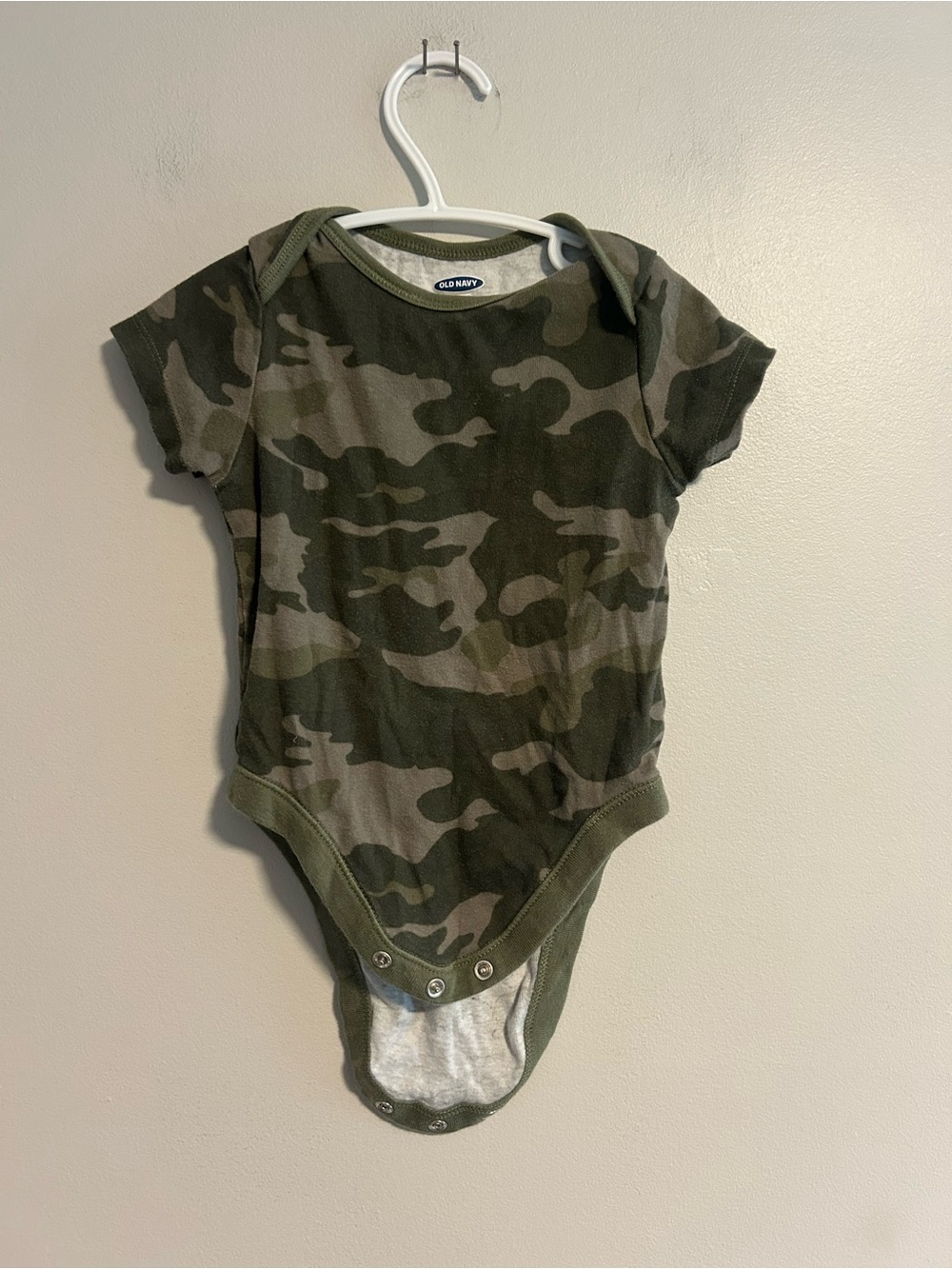 Old Navy 12/18m green Camouflage short sleeve onesie